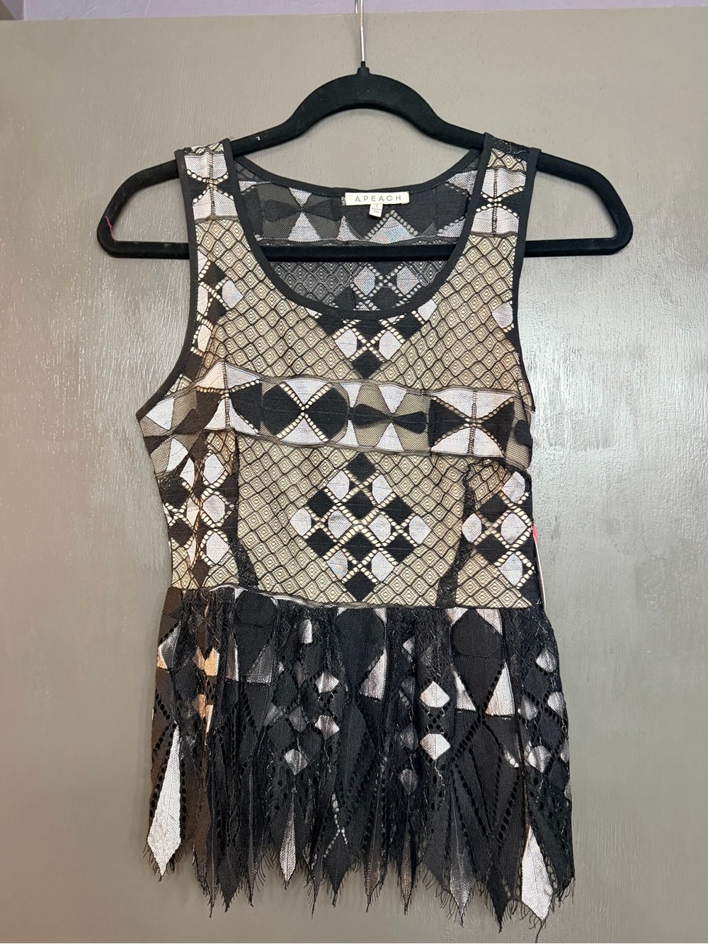 A Peach Black and Ivory Lace Geometric Sleeveless Shirt